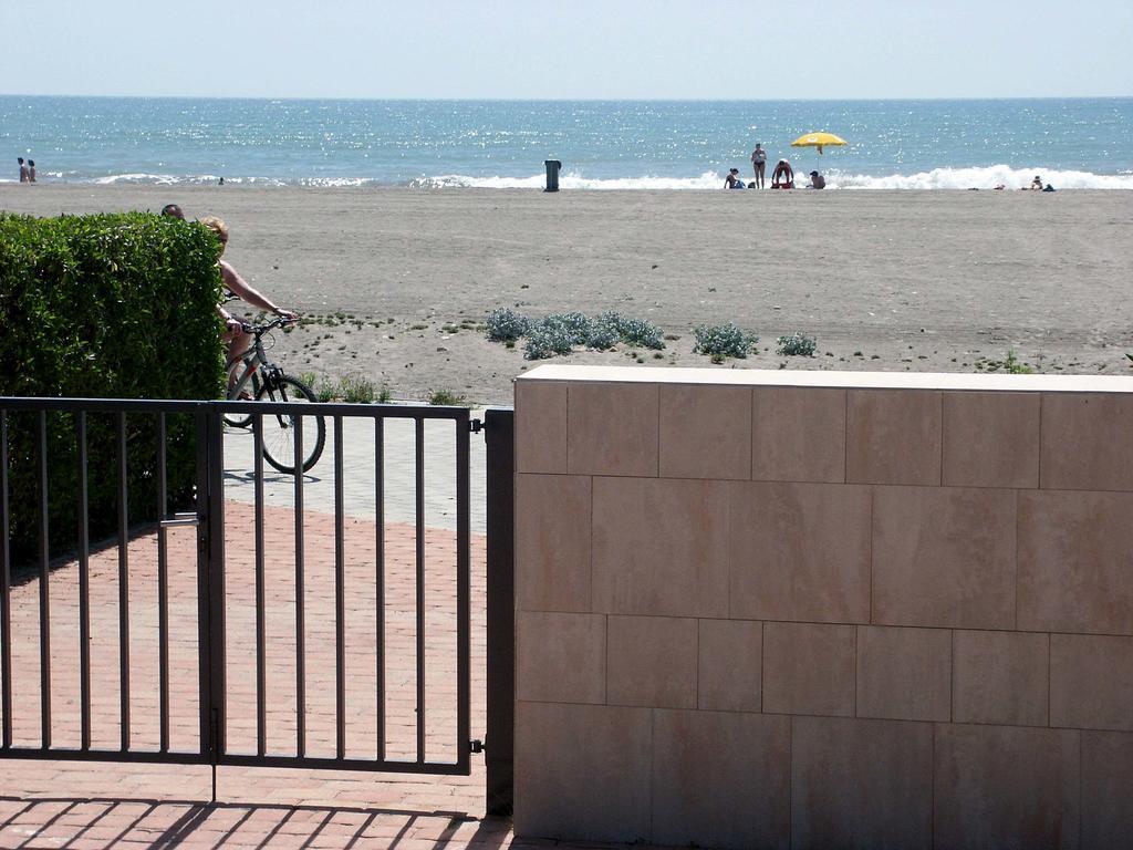 Apartamento Venavera Playa De Baria 2 K-1D Primera Linea Gran Terraza Y Wifi מראה חיצוני תמונה